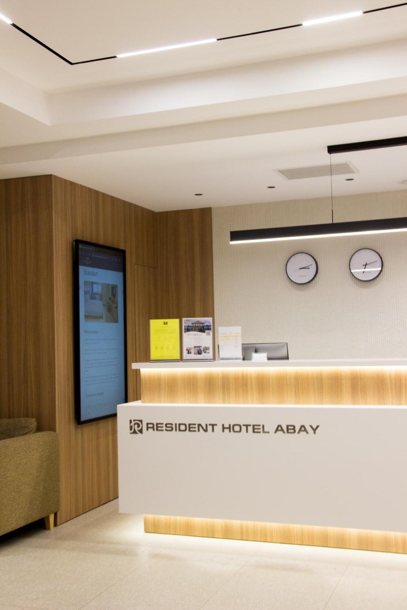Resident Hotel Abay Alma-Ata Buitenkant foto
